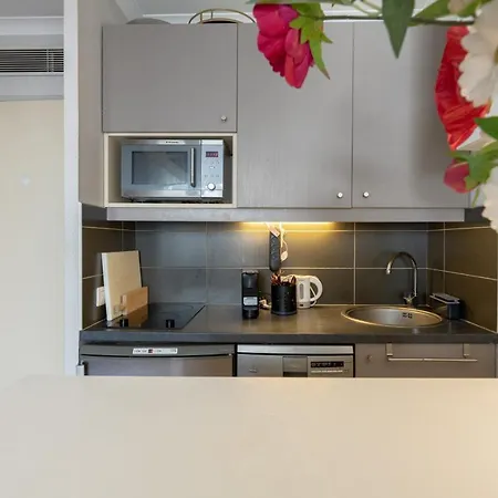 Appartement Beautiful Studio With Balcony By Guestready