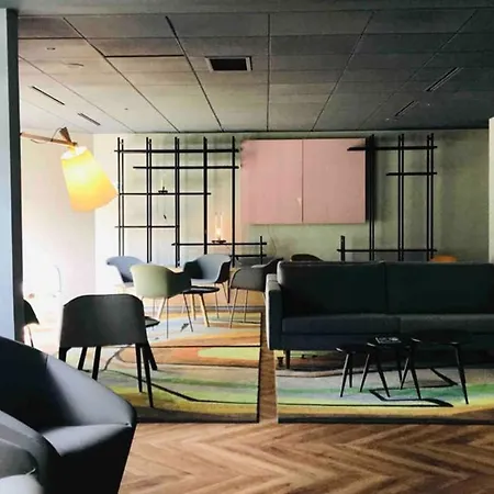 Beautiful Studio With Balcony By Guestready Issy-les-Moulineaux